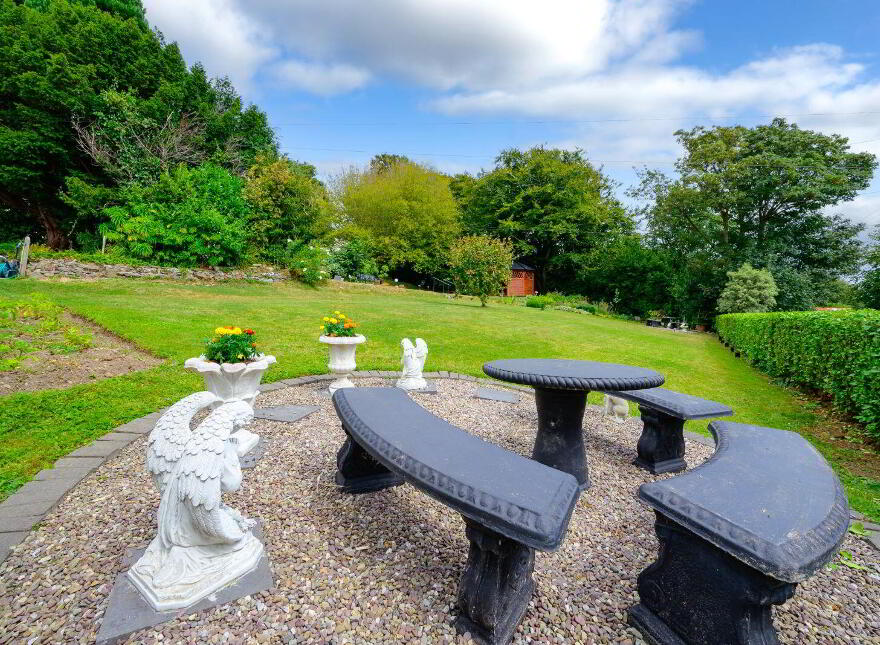 Robin Hill, Lake Road, Cobh, P24RY88