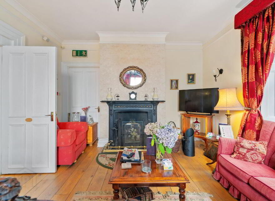 Robin Hill, Lake Road, Cobh, P24RY88