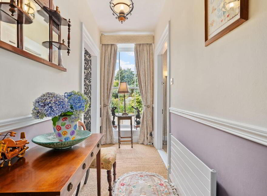 Robin Hill, Lake Road, Cobh, P24RY88