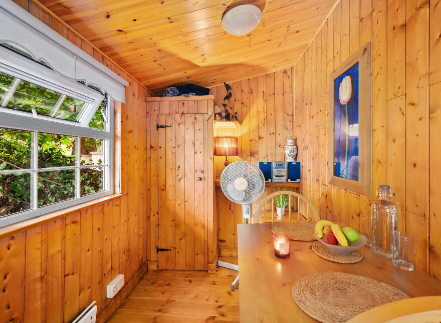 Robin Hill, Lake Road, Cobh, P24RY88