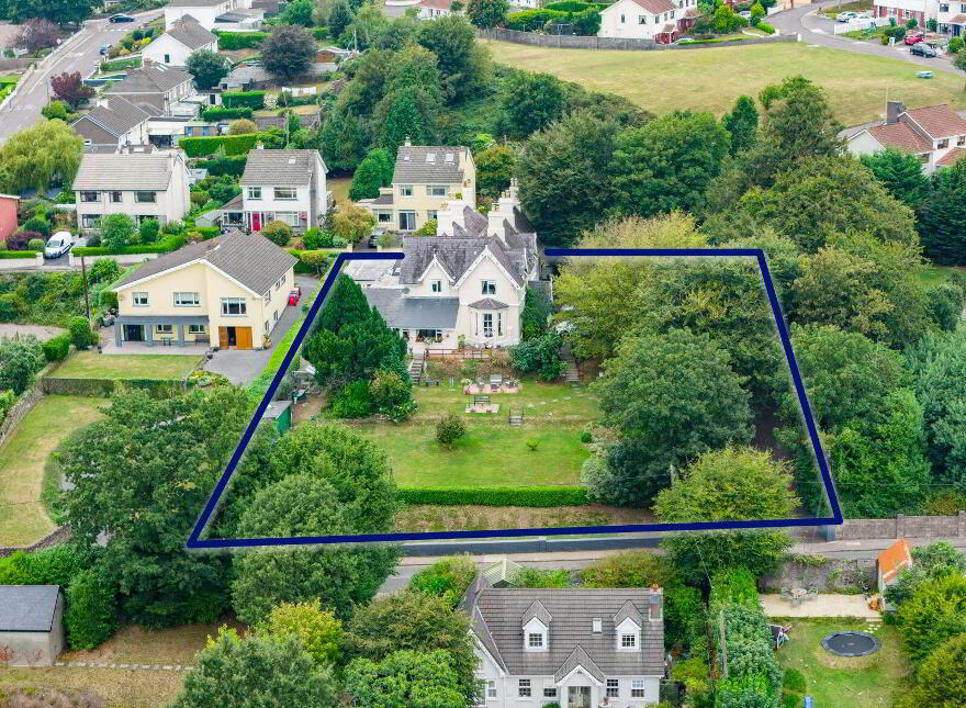 Robin Hill, Lake Road, Cobh, P24RY88