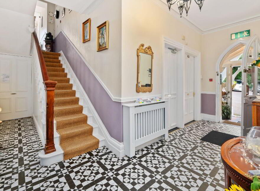 Robin Hill, Lake Road, Cobh, P24RY88