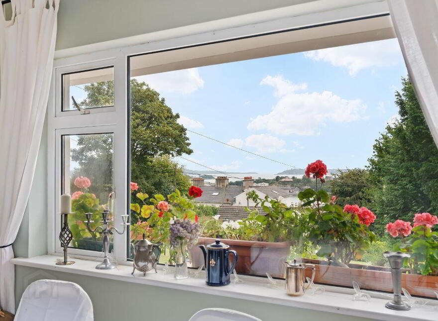 Robin Hill, Lake Road, Cobh, P24RY88