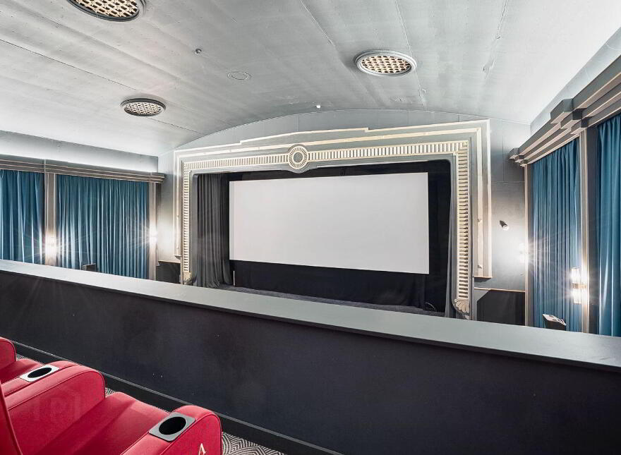 The Regal Cinema, Youghal, P36DA30