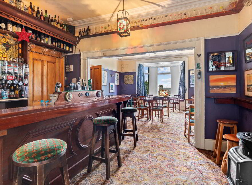 The Marine Bar, Upper Strand, Youghal, P36DP92