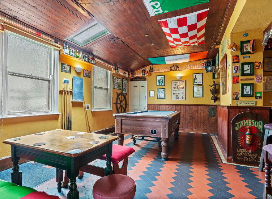 The Marine Bar, Upper Strand, Youghal, P36DP92