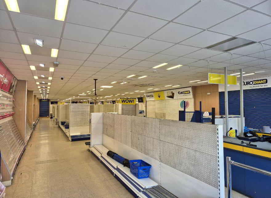 Eurogiant, 13/15 Main Street, Carrickmacross, A81YA21