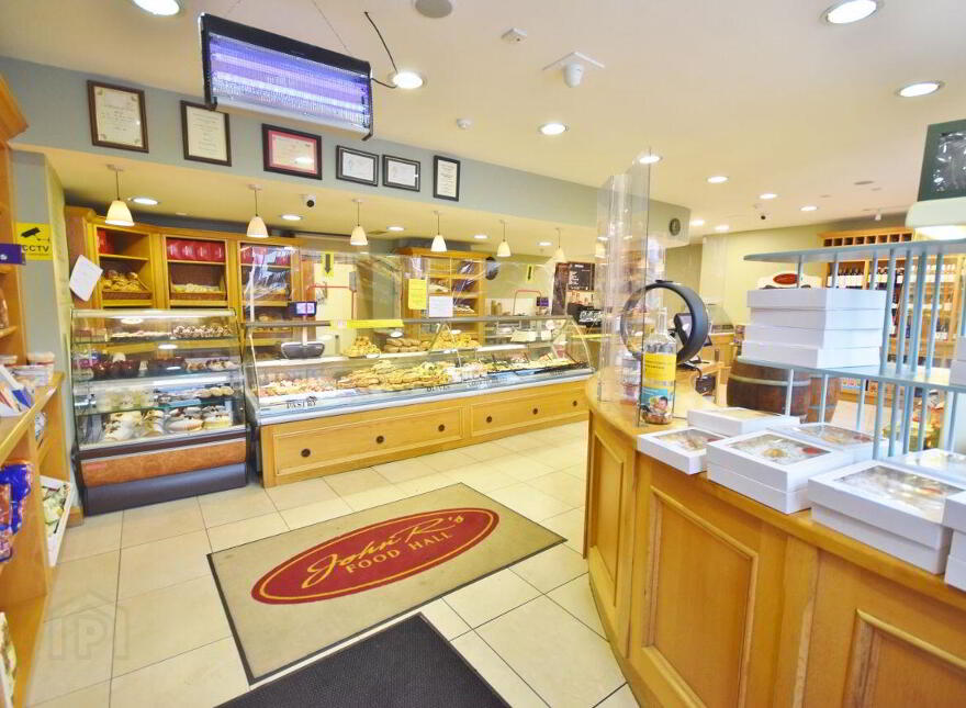 John R's Food Hall, 70/72 Church Street, Listowel, V31X227