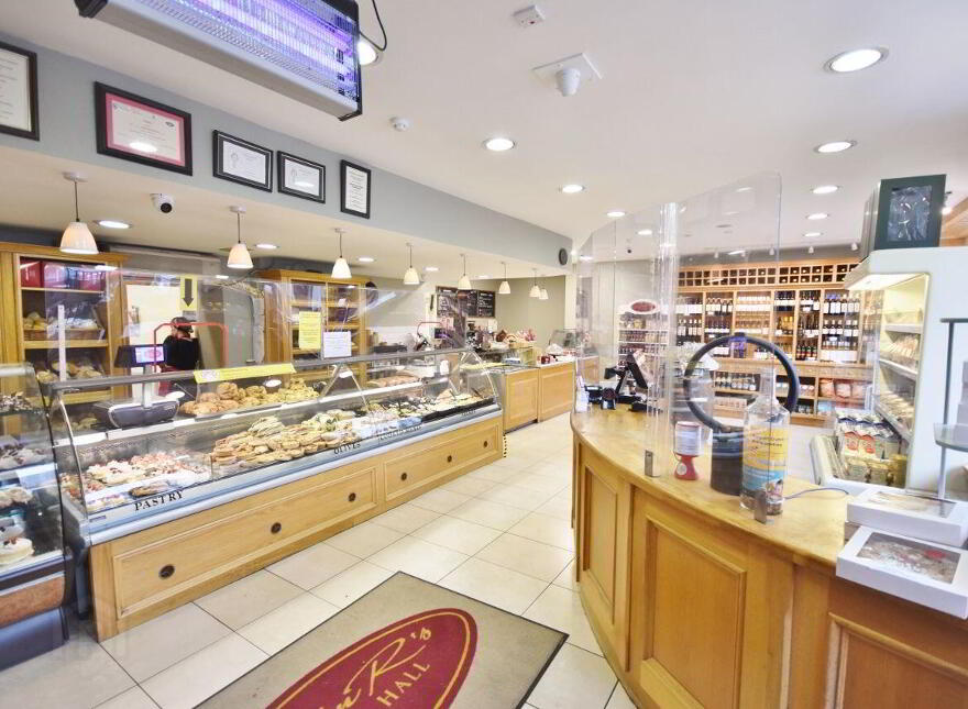 John R's Food Hall, 70/72 Church Street, Listowel, V31X227