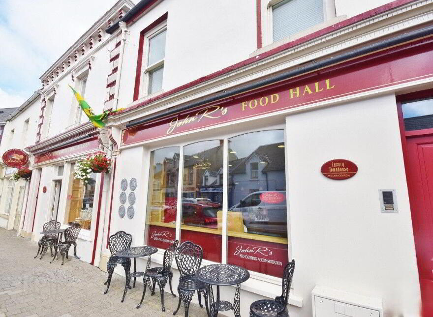 John R's Food Hall, 70/72 Church Street, Listowel, V31X227