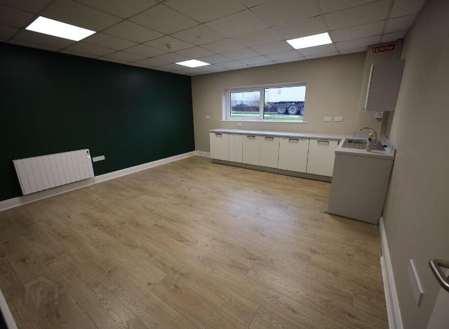 Unit 3, Carrigaline Industrial Estate, Kilnagleary, Carrigaline, P43XP89
