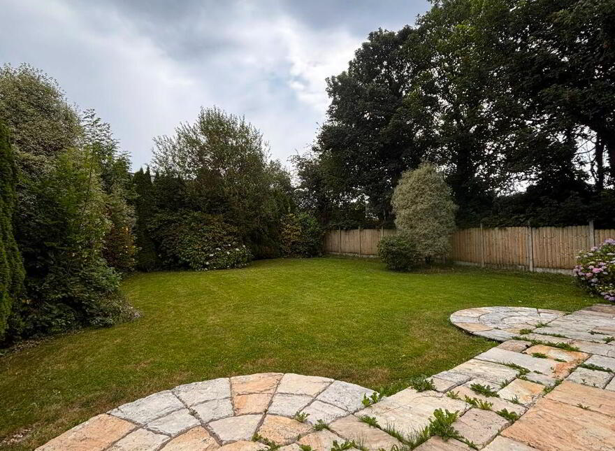 24 Clevedon, Kilmoney Road Lower, Carrigaline, P43K092