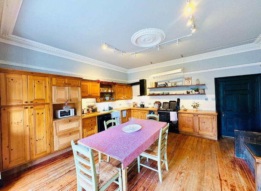 The Abbey Tavern, The Village, Ardfert, V92E293