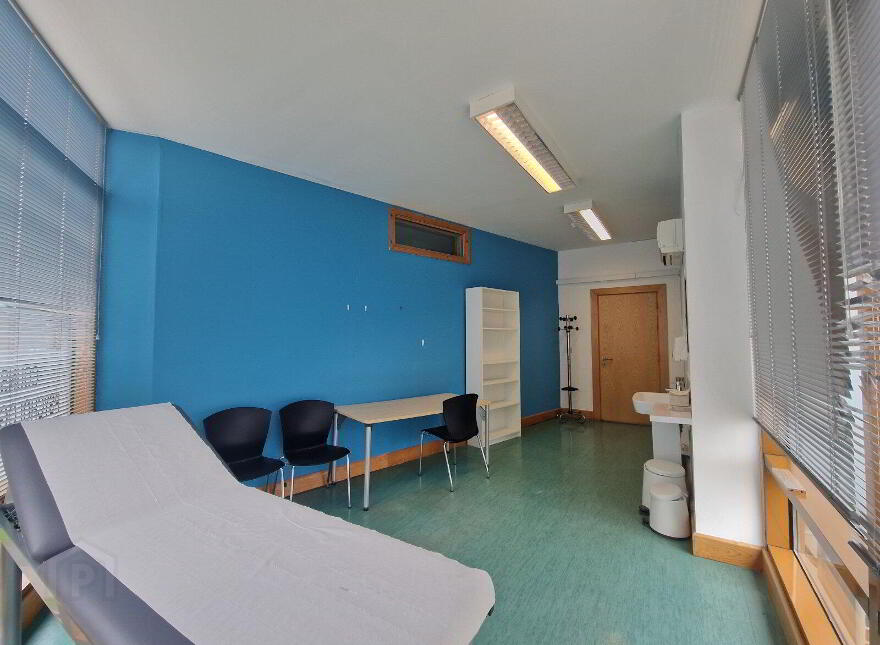 Room 1, Carrick Road Medical Centre, Lis Na Dara, Dundalk, A91HTX3
