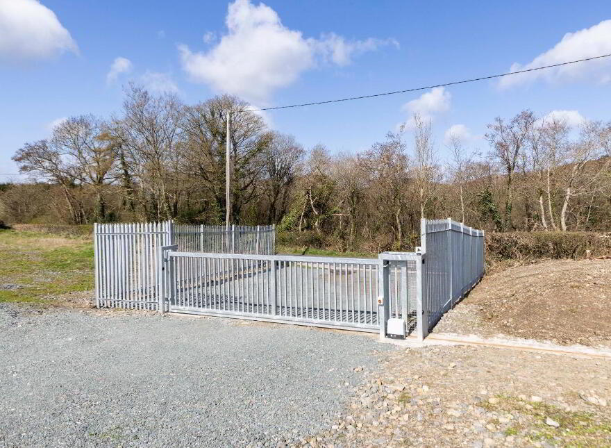 Lands, At, Jenkinstown