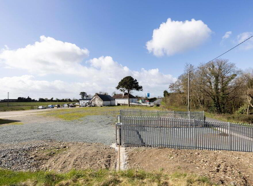 Lands, At, Jenkinstown