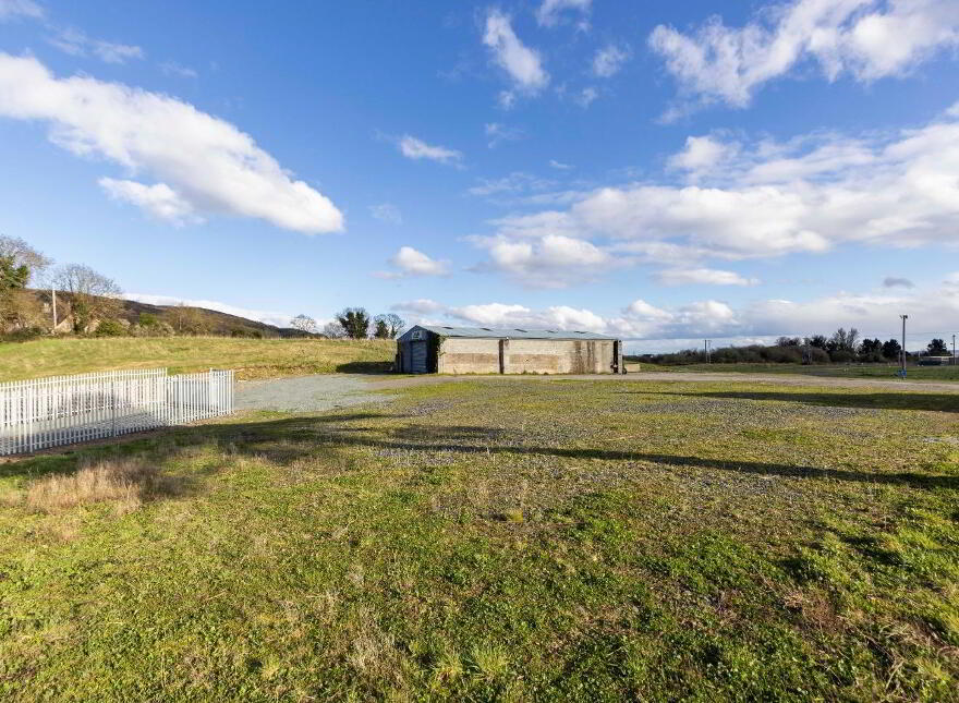 Lands, At, Jenkinstown