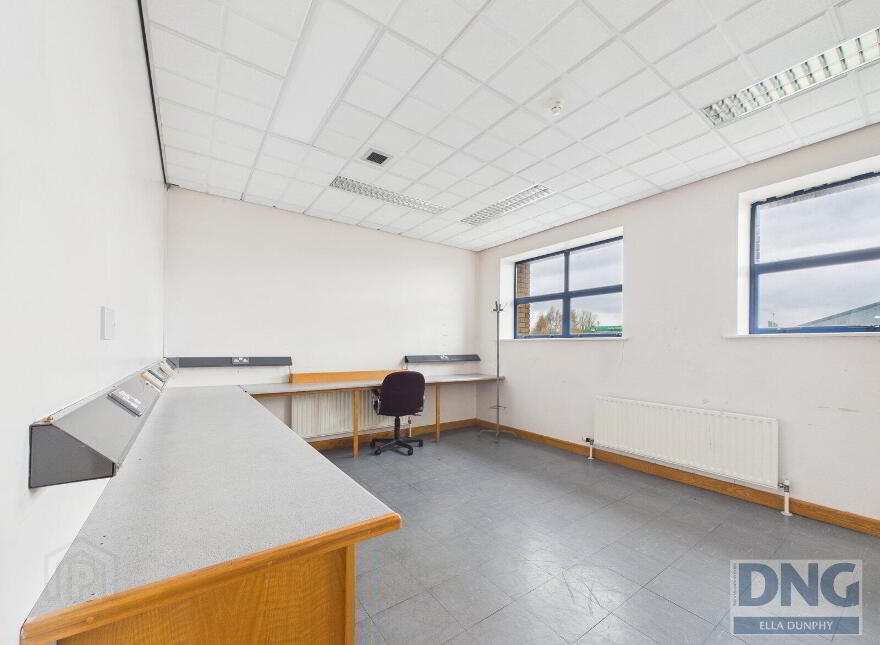 Strategic HQ Potential, (, Former EIR Building), Hebron Industrial Es...Kilkenny, R95EP40