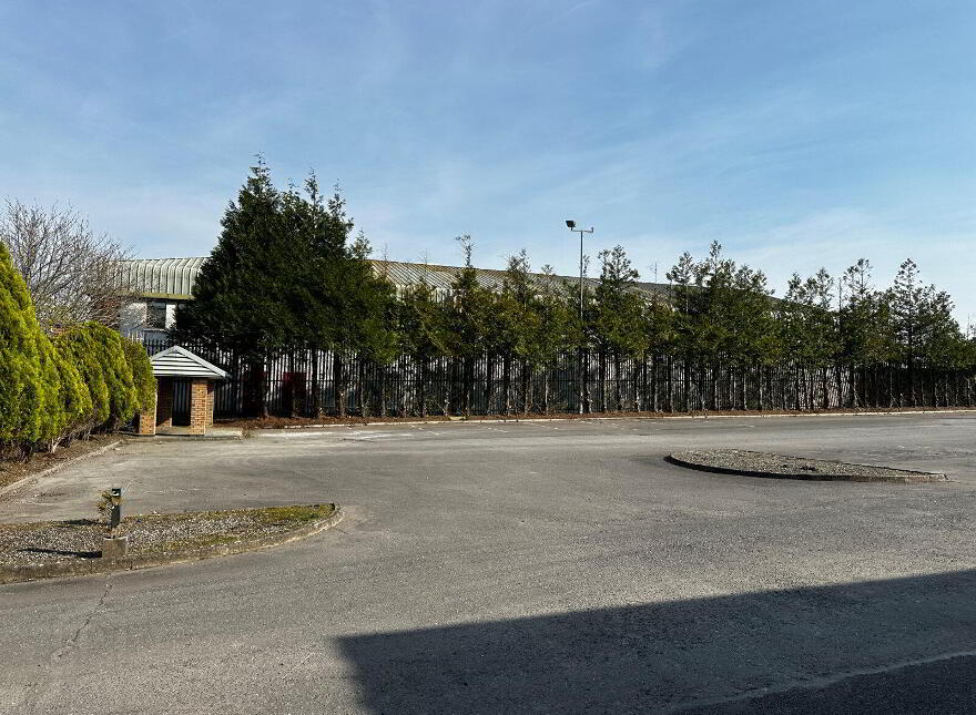 Strategic HQ Potential, (, Former EIR Building), Hebron Industrial Es...Kilkenny, R95EP40