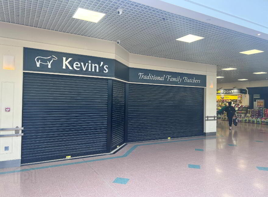 Unit 4 & 4A Longford Shopping Centre, Longford Town, N39KV48