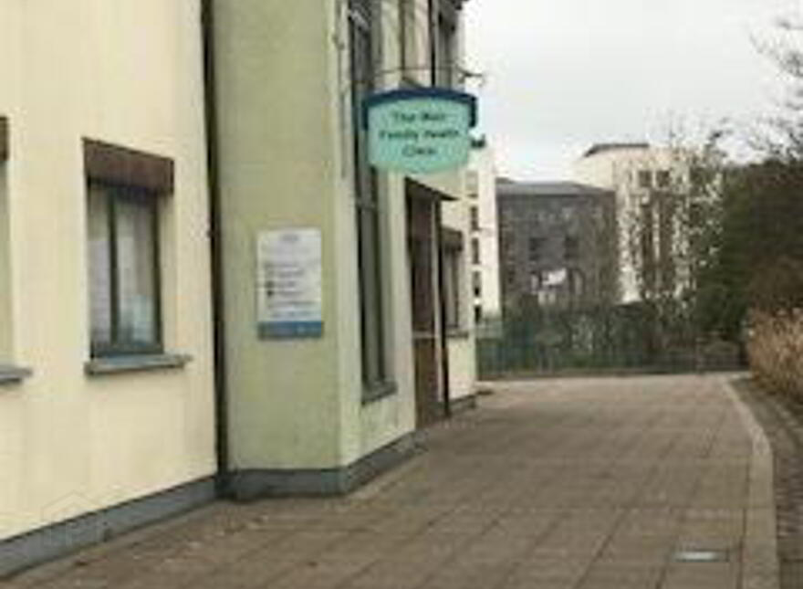 Weirside, Bandon