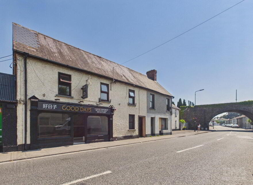 River Street, Clara, R35HH39