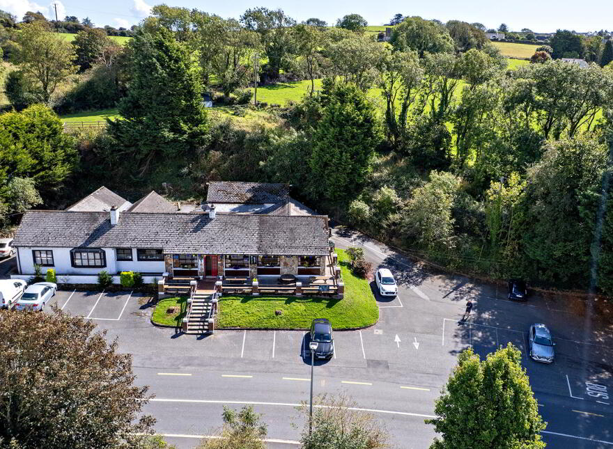 Mooneys Traditional Public House, An Rinn, Dungarvan, X35X685