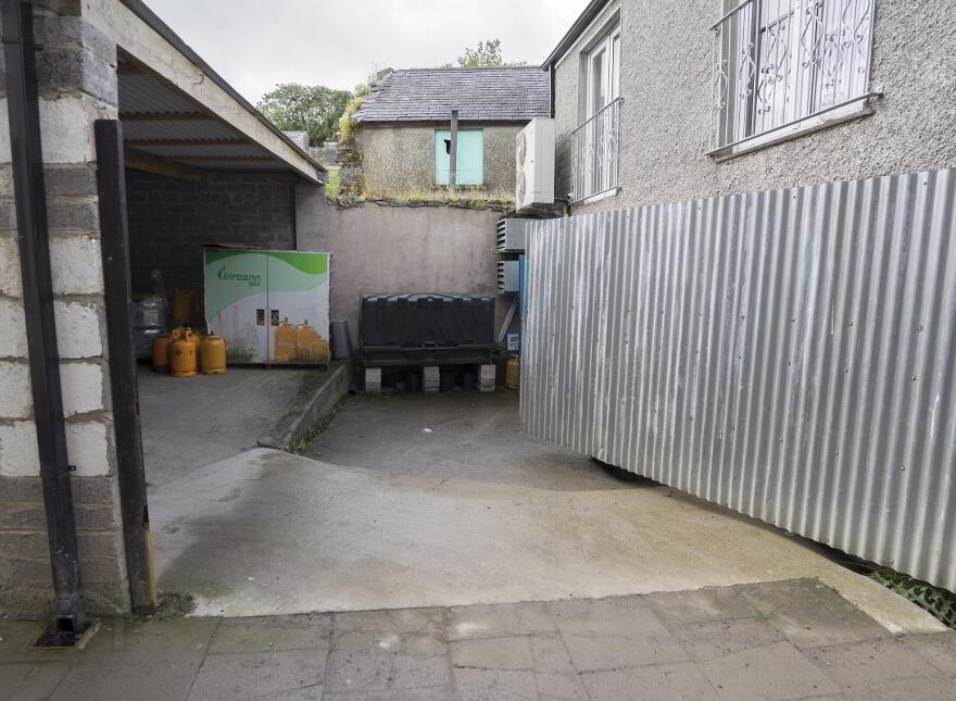 MJ's Mini Market, Market Street, Cootehill, H16AW66