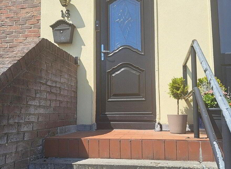 Cluain, R Ashbourne, Ashbourne, A84E293