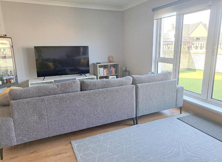 Cluain, R Ashbourne, Ashbourne, A84E293