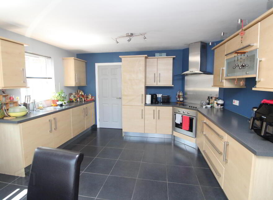 4 Brackens Mews, Newtownabbey, BT36 6UH