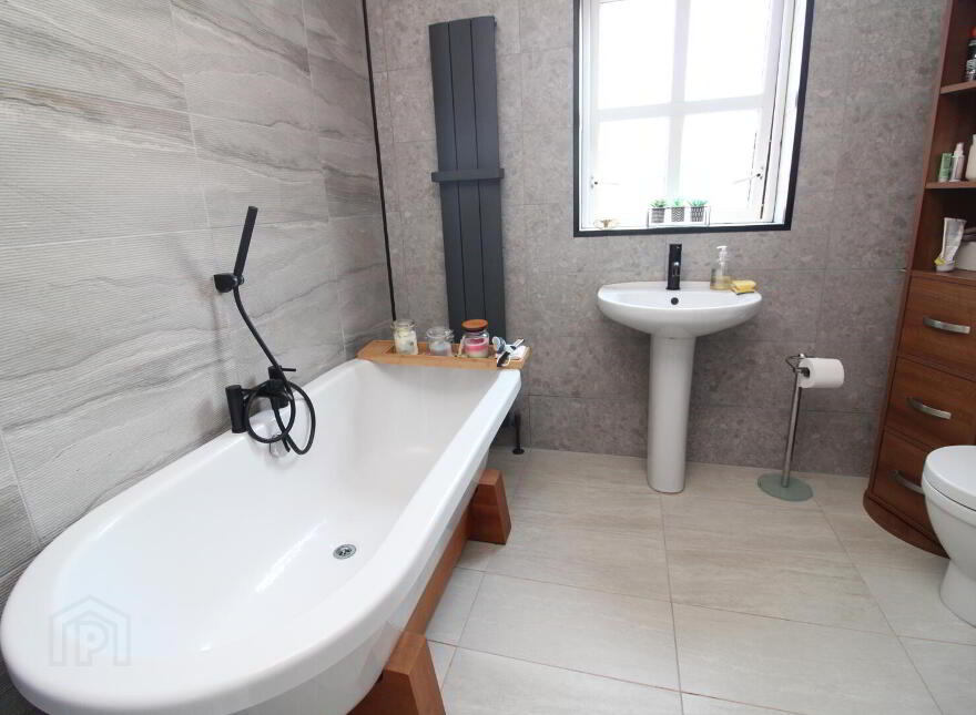 4 Brackens Mews, Newtownabbey, BT36 6UH