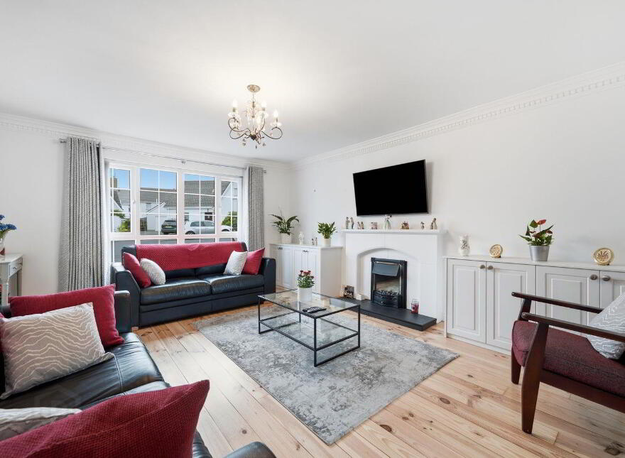 5 Drummond Brae, Ballynahinch, BT24 8EY