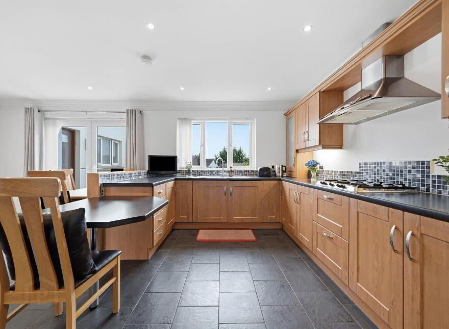 5 Drummond Brae, Ballynahinch, BT24 8EY