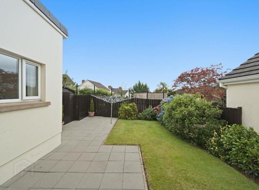 5 Drummond Brae, Ballynahinch, BT24 8EY
