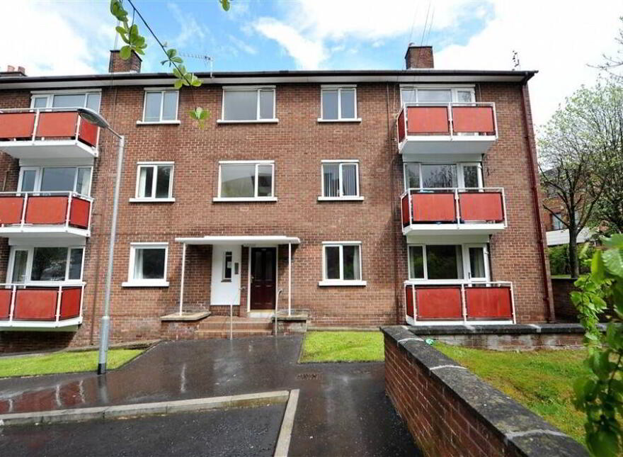 Flat 11, 206 Lisburn Road, Belfast, BT9 6GD
