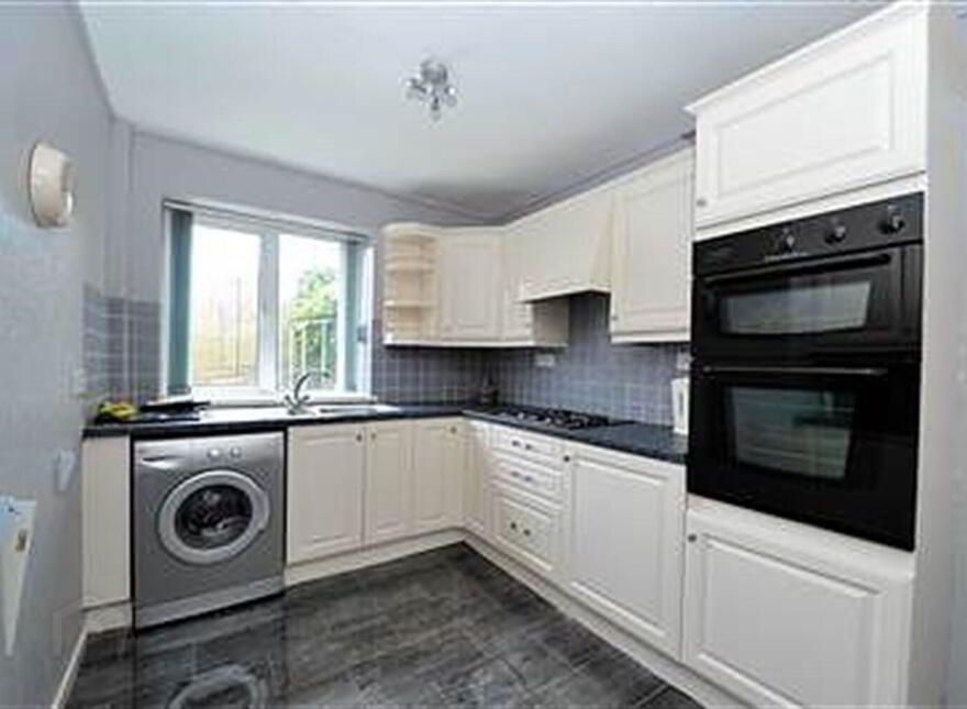 Apt 11, 206 Lisburn Road, Belfast, BT9 6GD