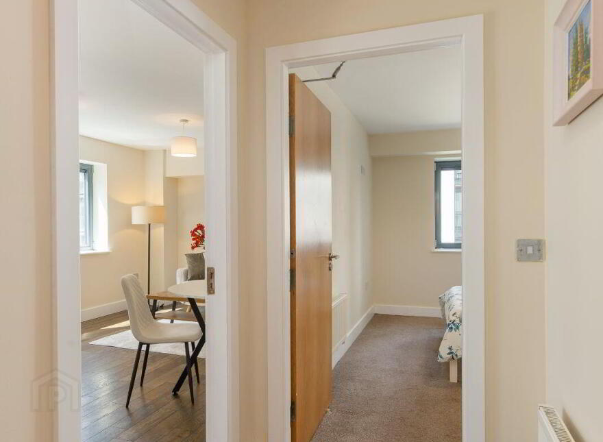 Apt 101, Block 100 Cathedral Court, New Street South, Dublin 8, D08TD53