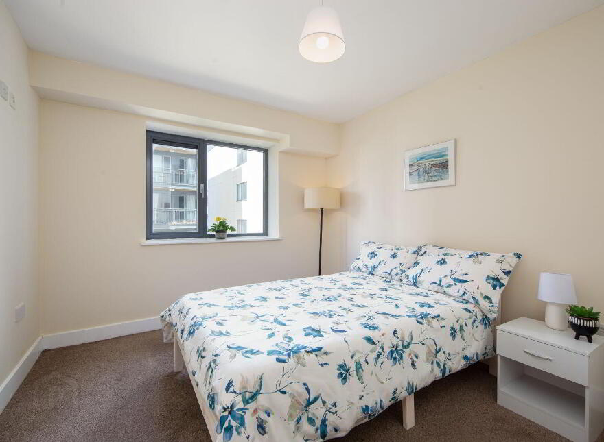Apt 101, Block 100 Cathedral Court, New Street South, Dublin 8, D08TD53
