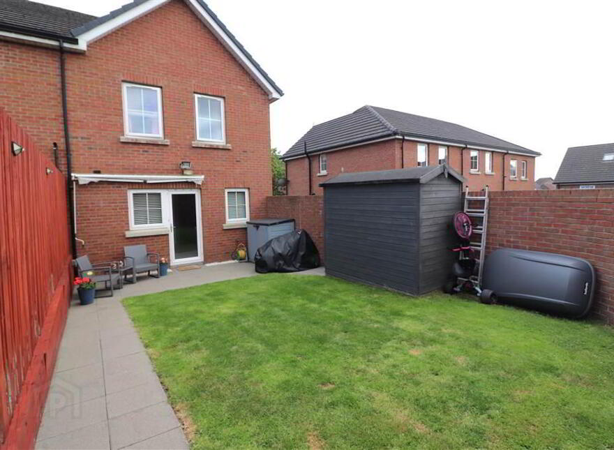 16 Lady Wallace Road, Thaxton Village, Lisburn, BT28 3WS