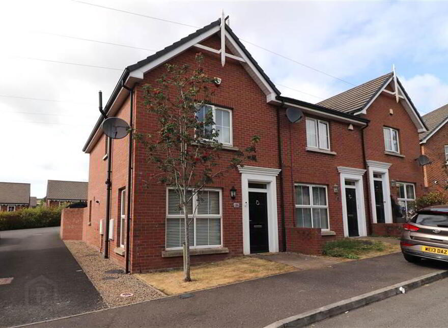 16 Lady Wallace Road, Thaxton Village, Lisburn, BT28 3WS