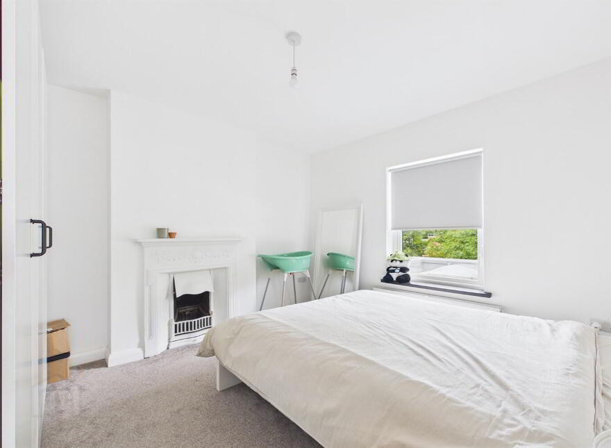 52 Marlborough Park North, Belfast, BT9 6HJ