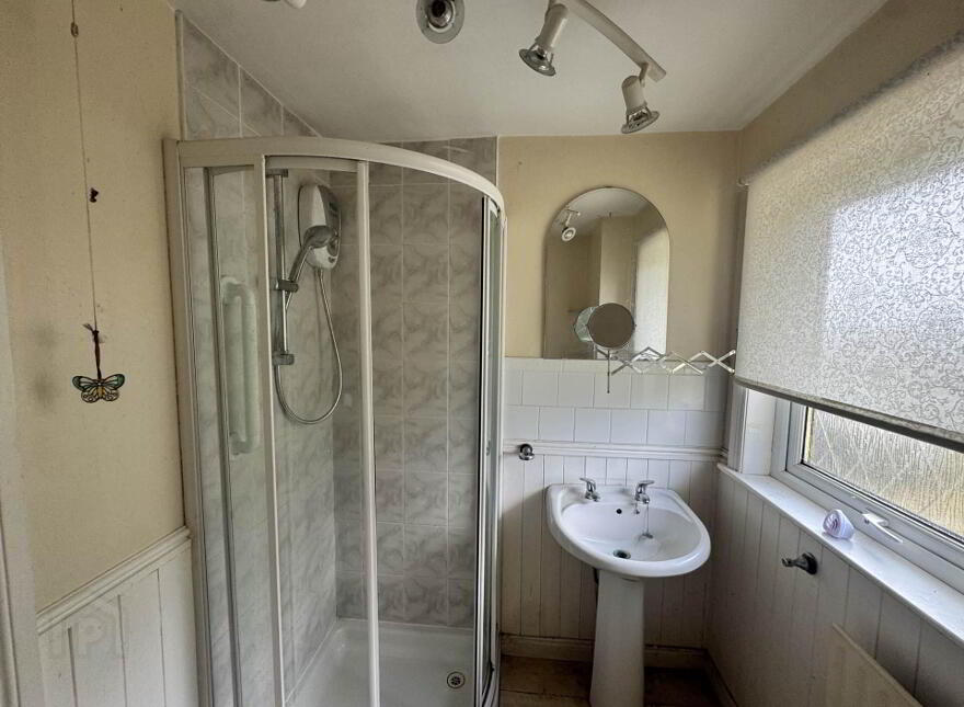 6 Castlemara Walk, Carrickfergus, BT38 7RF