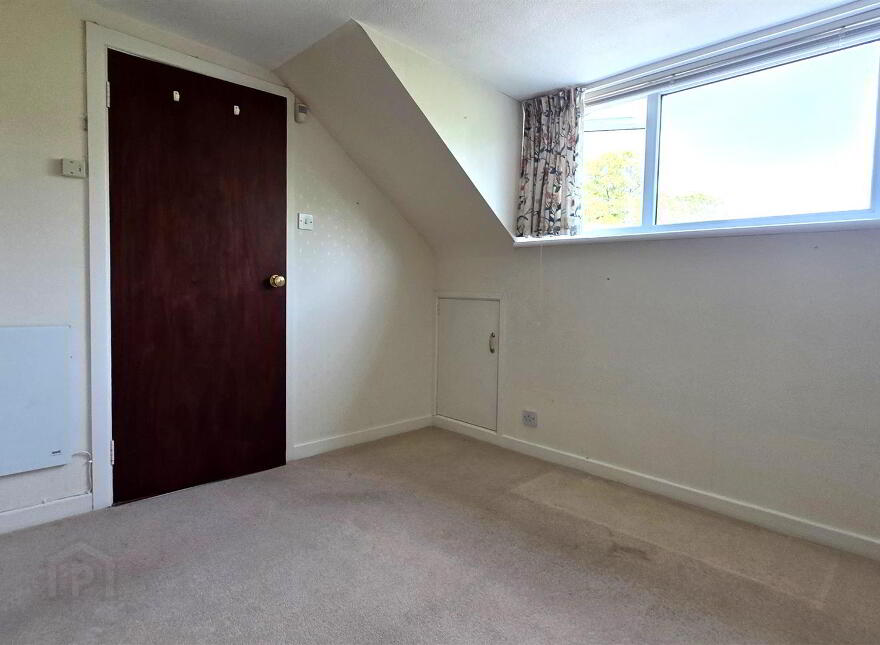 81 Magheralane Road, Randalstown, BT41 2NT