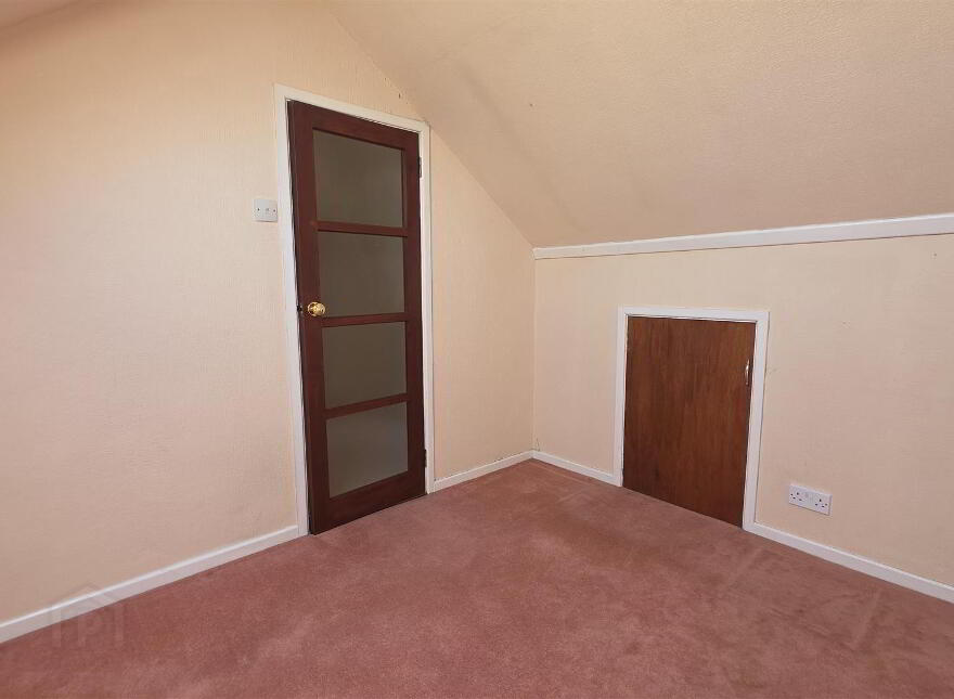 81 Magheralane Road, Randalstown, BT41 2NT