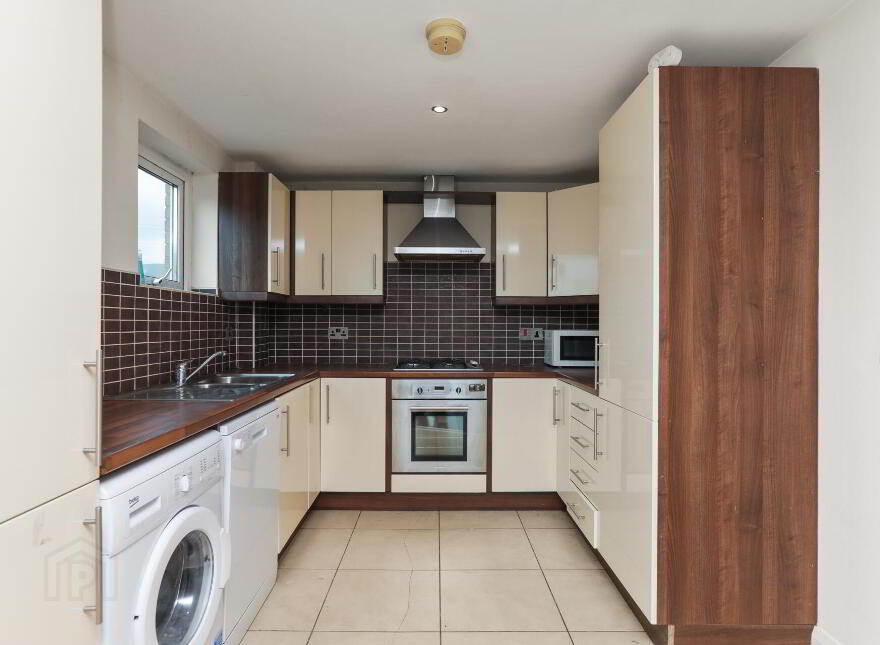 Apt 13 Woodlands Manor, 57 Stockmans Way, Belfast, BT9 7GL