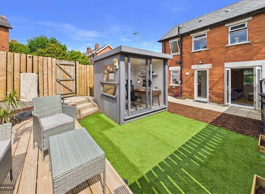 10 Premier Drive, Belfast, BT15 3LX