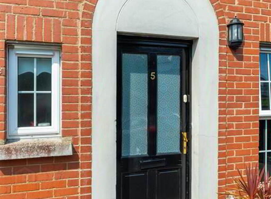 5 Milfort Mews, Dunmurry, Belfast, BT17 9JE