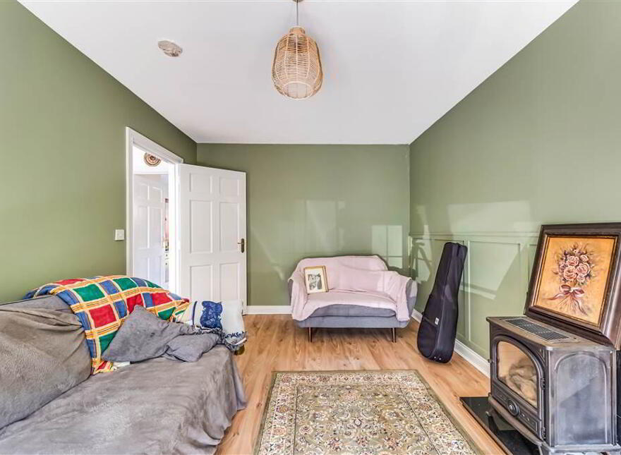 5 Milfort Mews, Dunmurry, Belfast, BT17 9JE