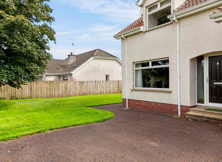 242 Cullybackey Road, Ballymena, BT43 5JH